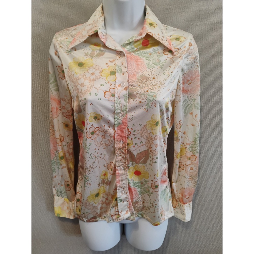 70's College Town Stretchy Nylon Flotal Shirt Size Medium